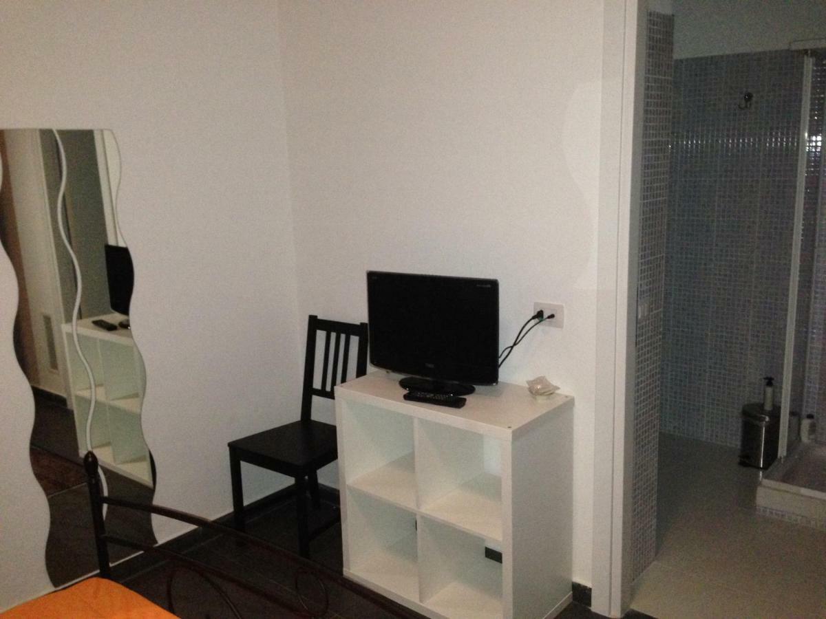 Bed and breakfast Largo Barile 2*
