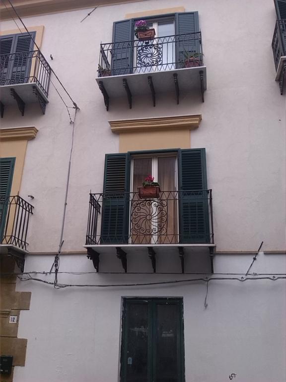 Largo Barile 2* Caltanissetta